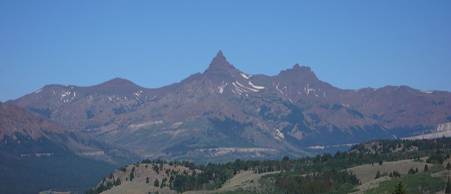 Bear Tooth Pass