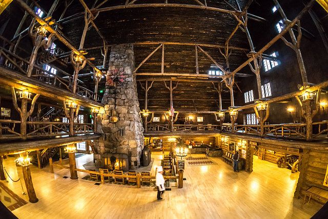 Old Faithful Inn 2
